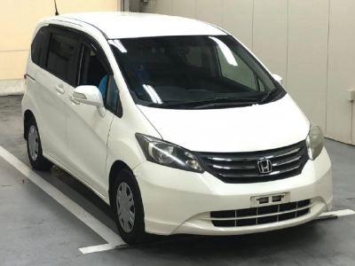HONDA FREED
