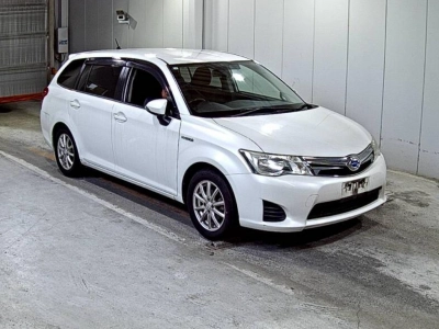 TOYOTA COROLLA FIELDER