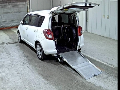 TOYOTA RACTIS