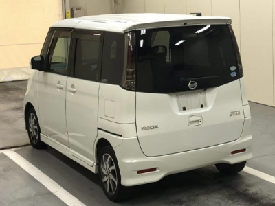 NISSAN ROOX