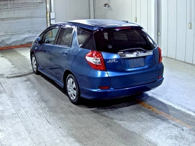 HONDA FIT SHUTTLE