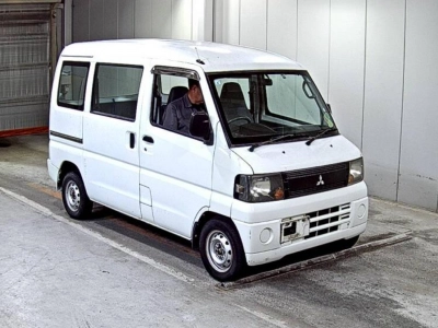 MITSUBISHI MINICAB