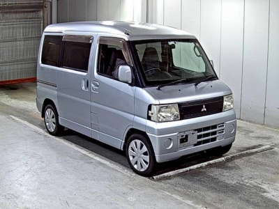 MITSUBISHI TOWN BOX