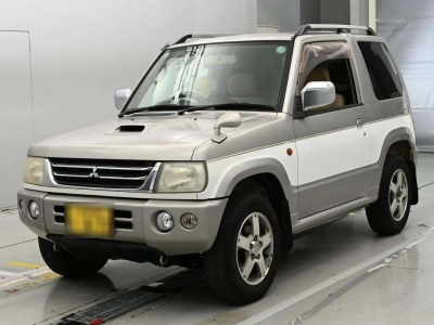 MITSUBISHI PAJERO MINI