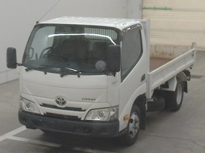 TOYOTA DYNA