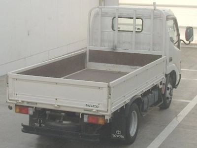 TOYOTA DYNA