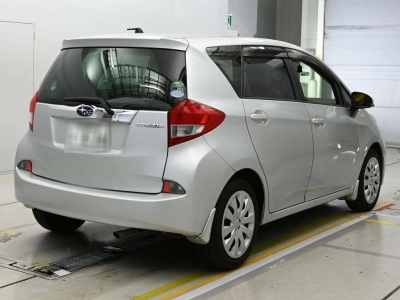 SUBARU TREZIA