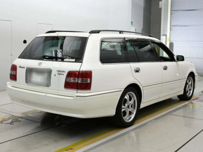 TOYOTA CROWN ESTATE