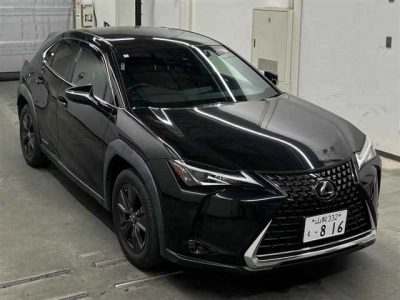 LEXUS UX
