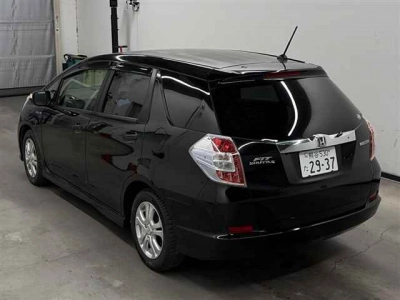 HONDA FIT SHUTTLE HYBRID