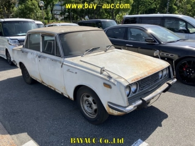 TOYOTA CORONA