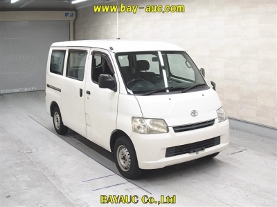 TOYOTA TOWN ACE VAN