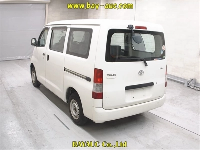 TOYOTA TOWN ACE VAN
