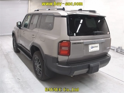 TOYOTA LAND CRUISER 250