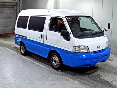MAZDA BONGO VAN