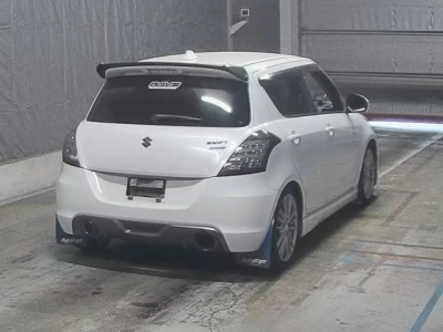 SUZUKI SWIFT SPORTS