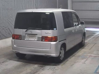 HONDA MOBILIO SPIKE