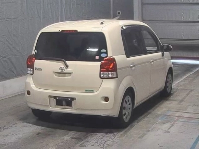 TOYOTA PORTE