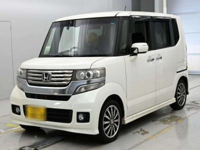 HONDA N BOX CUSTOM