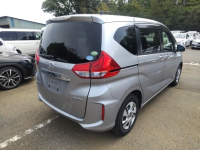HONDA FREED+