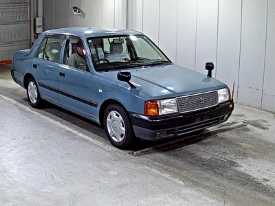 TOYOTA CROWN COMFORT