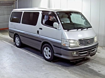 TOYOTA HIACE WAGON