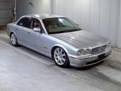 JAGUAR XJ6