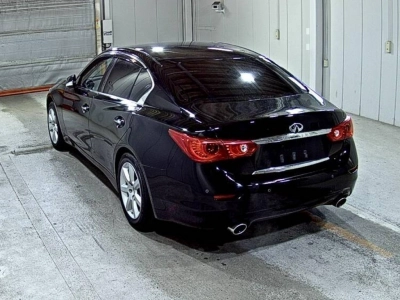 NISSAN SKYLINE