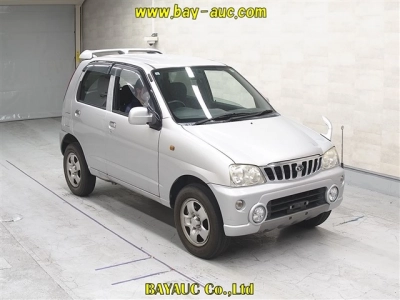 DAIHATSU TERIOS KID