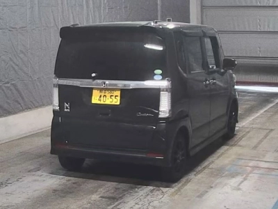 HONDA N BOX CUSTOM