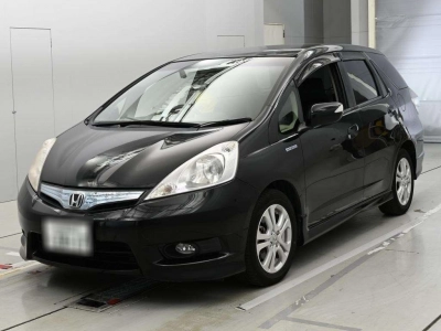 HONDA FIT SHUTTLE HYBRID