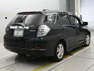 HONDA FIT SHUTTLE HYBRID