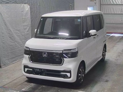 HONDA N BOX CUSTOM