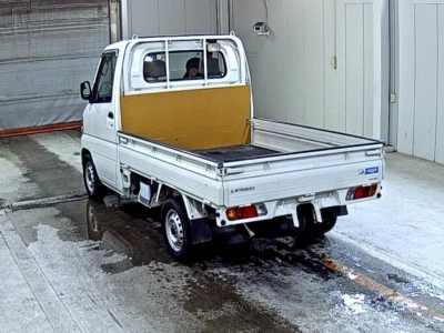 MITSUBISHI MINICAB TRUCK