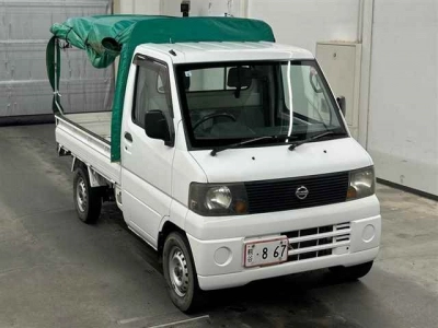 NISSAN CLIPPER TRUCK