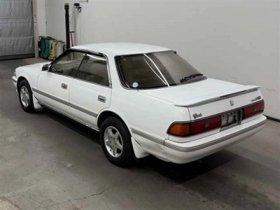 TOYOTA MARK II