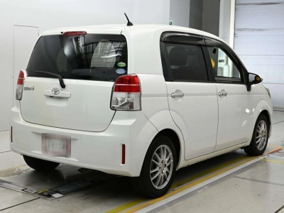 TOYOTA SPADE