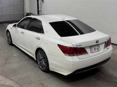 TOYOTA CROWN HYBRID