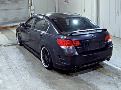SUBARU LEGACY B4