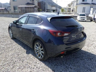 MAZDA AXELA SPORT