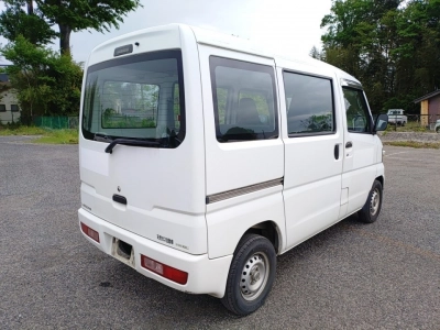 MITSUBISHI MINICAB