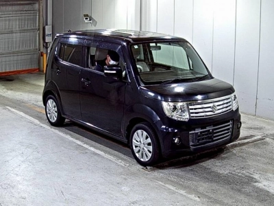 SUZUKI MRWAGON