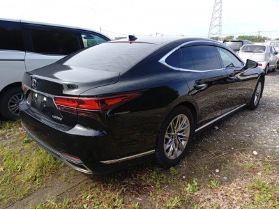 LEXUS LS