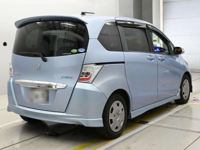 HONDA FREED HYBRID