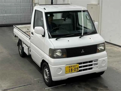 MITSUBISHI MINICAB TRUCK