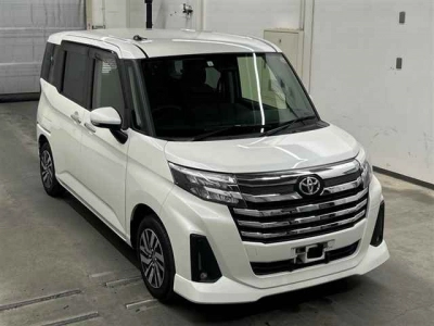 TOYOTA TANK