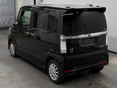 HONDA N BOX CUSTOM