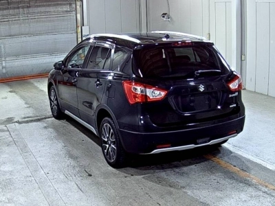 SUZUKI SX4 S-CROSS