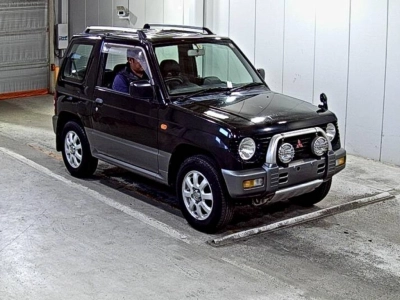 MITSUBISHI PAJERO MINI