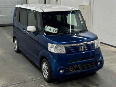 HONDA N BOX +